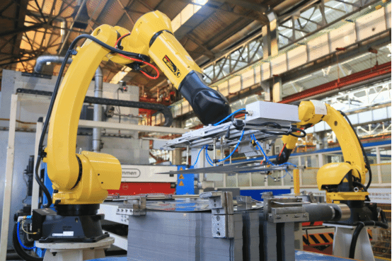 AE28B9DD96F0756F4051C7E3BB3_5A94624D_1F149